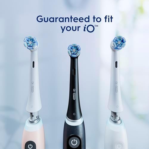 Oral-B iO Series Ultimate Clean Electric Toothbrush Replacement Brush Heads for an Oral-B Electric Toothbrush, 2 count, Black