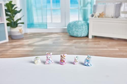 Calico Critters Royal Princess Set - Doll Playset with 5 Figures and Accessories for Children Ages 3+