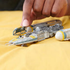 STAR WARS Micro Galaxy Squadron Gold Leader's Y-Wing - 5-Inch Starfighter Class Vehicle with 1-Inch Jon Vander & R2-BHD Micro Figure Accessories