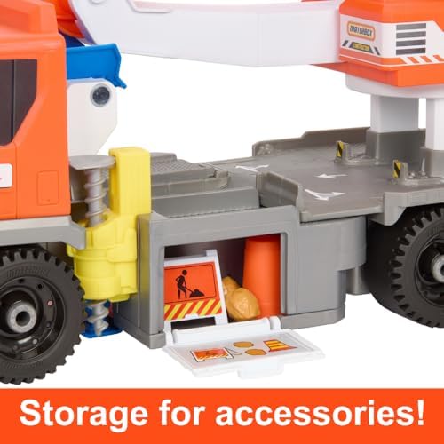 Matchbox Cars Playset, Action Drivers Transforming Excavator, Large Toy Truck, 1:64 Scale Construction Vehicle & 4 Accessories