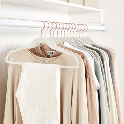 Amazon Basics Slim, Velvet, Non-Slip Suit Clothes Hangers, Ivory/Rose Gold - Pack of 30
