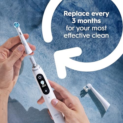 Oral-B iO Series Ultimate Clean Electric Toothbrush Replacement Brush Heads for an Oral-B Electric Toothbrush, 4 Count, White