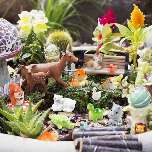 40pcs Mini Resin Animal 40 Styles Tiny Resin Animals Miniature Little Small Animal Figures Bulk for Micro Fairy Garden Landscape Accessories Dollhouse Hide Crafts Decor Aquarium Toys