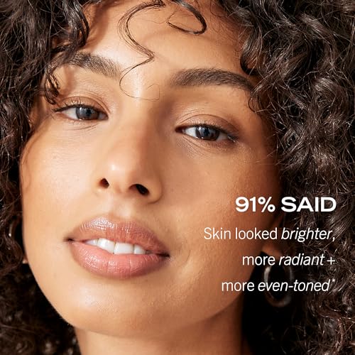 First Aid Beauty - Facial Radiance Pads with Gycloic & Lactic Acids – Daily Exfoliating Pads with AHA that Help Tone & Brighten Skin – Makeup Prep Pads - Compostable for Daily Use – 28 Pads