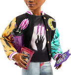 Monster High Doll, Clawd Wolf Werewolf with Pet Gargoyle Bulldog & Themed Accessories, Includes Casketball Jersey & Bag