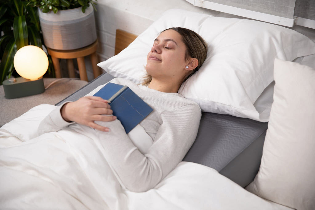 Self-Inflating Bed Wedge Pillow | Lightweight for Travel | Wedge Pillow for Sleeping and Acid Reflux, Heartburn, and GERD Pillow (30 Inch)