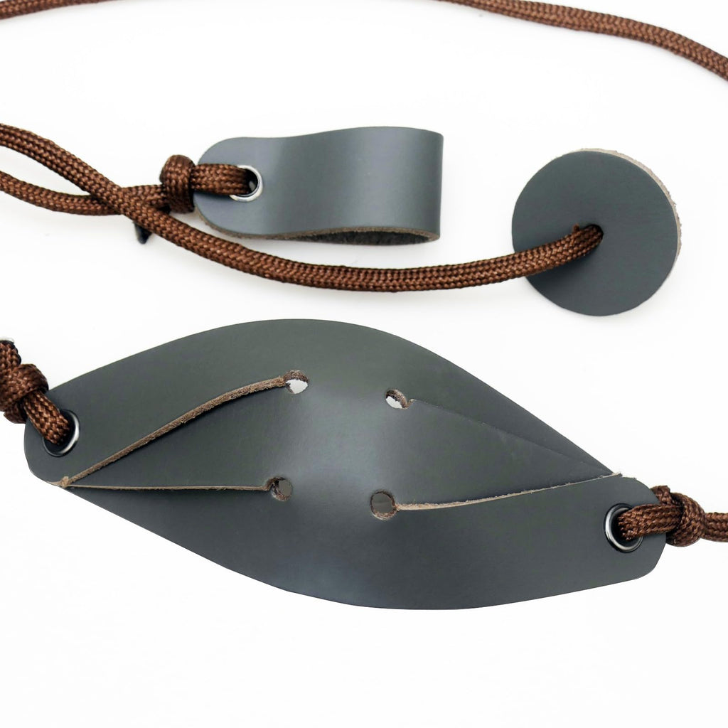 One Outfit Shepherd Sling Handmade Leather Throwing Old-Fashioned Slingshot Rock Sling Dog Ball Launcher Dog Toy Ball Launcher (One Outfit)