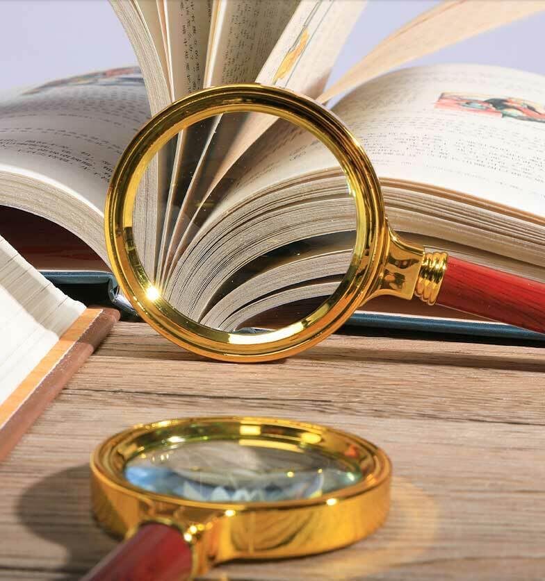 20X HD Magnifying Glass (Full Size-90mm) for Desktop, Collectors, Youth and The Elderly. Also Two (2) Credit Card Sized Magnifiers for Shopping, Reading Mobile Phones or dosing Medicine.