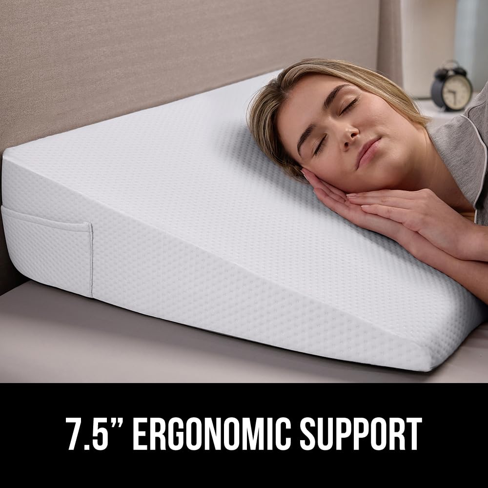 GORILLA GRIP Bed Wedge Ergonomic Sleeping Pillow, Soft Dual Layer Memory Foam, Stay in Place Dots, Breathable Cover, Headboard Triangle Sleep Support for Reading Acid Reflux Anti Snoring, 7.5in White