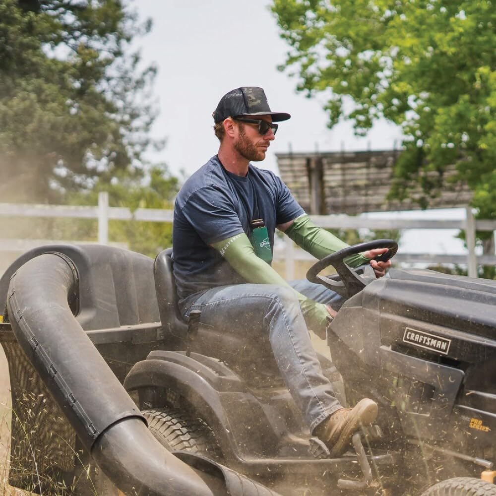 FARMER'S DEFENSE Gardening Arm Sleeves|UV Cooling Protective Sleeve Women & Men|Anti-Scratch Cover Sun UPF Outdoor Protection - Forest Green - L/XL