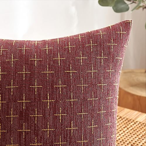MIULEE Pack of 2 Christmas Decorative Burlap Linen Throw Pillow Covers Modern Farmhouse Pillowcase Rustic Woven Textured Cushion Cover for Sofa Couch Bed 18x18 Inch Wine Red