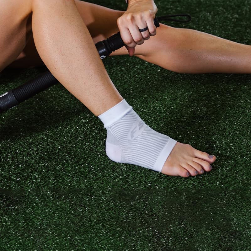 OrthoSleeve FS6 Foot Bracing (Single Sleeve) treats Plantar Fasciitis, Achilles Tendonitis and relieves heel pain in a soft, moisture-wicking fabric