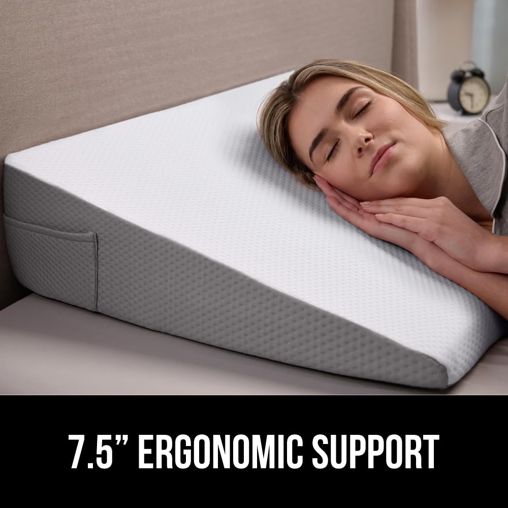 GORILLA GRIP Bed Wedge Ergonomic Sleeping Pillow, Soft Dual Layer Memory Foam, Stay in Place Dots, Breathable, Headboard Triangle Sleep Support for Reading Acid Reflux Anti Snoring, 7.5in White Gray