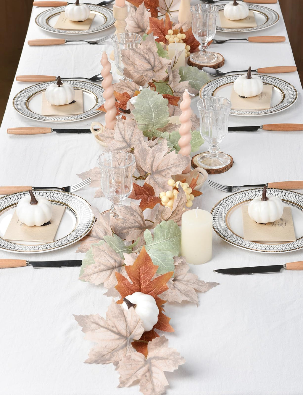 DearHouse Pumpkin Fall Garland Maple Leaf, 6Ft Hanging Vine White Maple Garland Artificial Autumn Foliage Garland Thanksgiving Decor for Home Wedding Fireplace Party Christmas