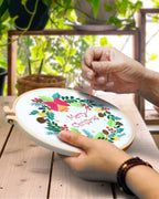 Christmas Embroidery Kit for Adult Beginners, 3 Sets Embroidery Stitch Practice kit Include Embroidery Cloth Hoops Threads for Craft Lover Hand Stitch (Santa Claus & Tree & Wreath)