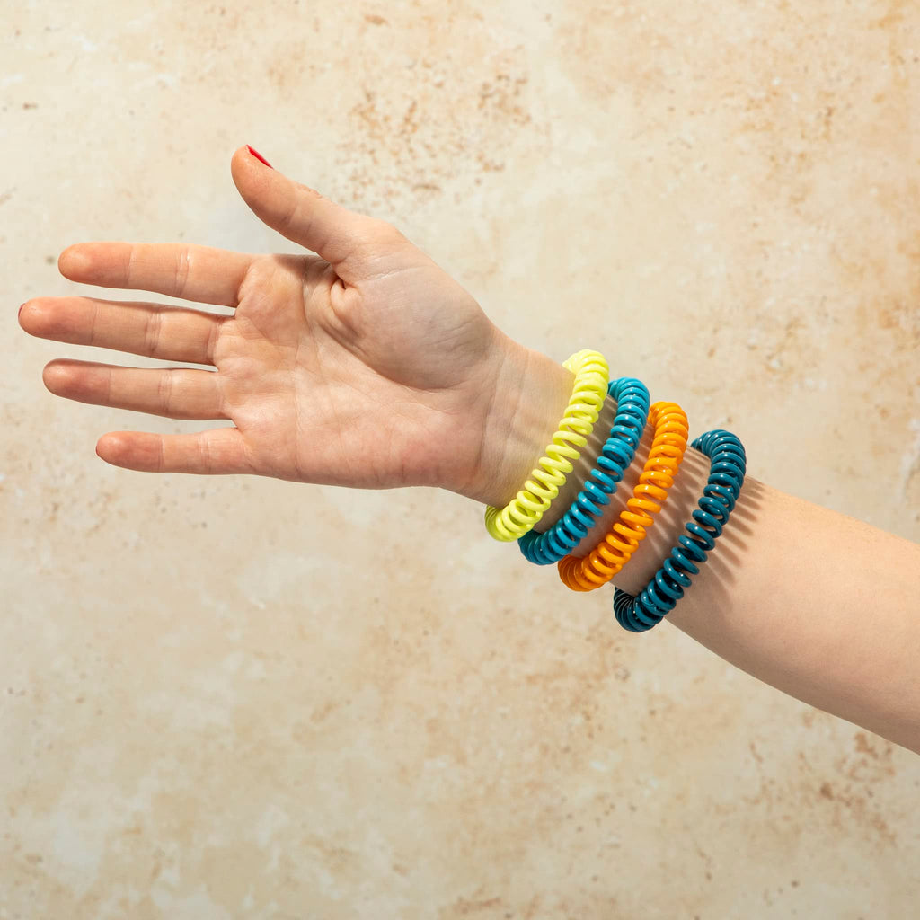 Cliganic 25 Pack Mosquito Repellent Bracelets, DEET-Free Bands, Individually Wrapped (Packaging May Vary)