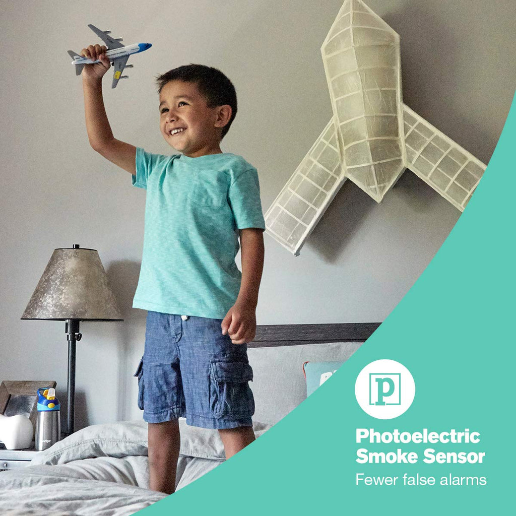 First Alert Powered Alarm SCO5CN Combination Smoke and Carbon Monoxide Detector, Battery Operated, 1 Pack, White