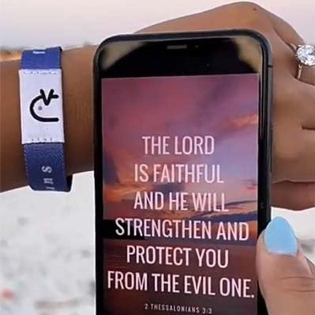 Bible Verse Bracelets,Christian Daily Bible Verse Bracelet Scan,Wearable Bible Bracelet,Religious Bracelets with Nfc,Inspirational Bible Verse Religious Jewelry Gifts for Men Women Teens(God ls Greate