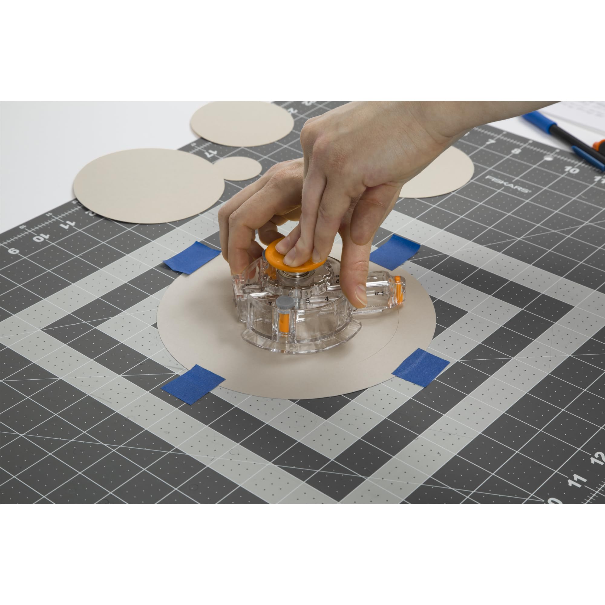 Fiskars Circle Cutter with 3 Replacement Blades - 1" to 8 Cut Length - Arts and Crafts Paper Cutter - Clear/Orange