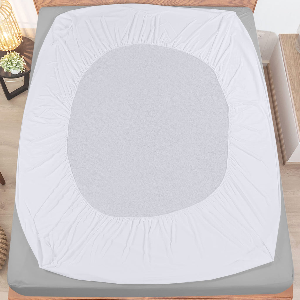 Utopia Bedding Waterproof Mattress Protector Full Size, Premium Terry Mattress Cover 200 GSM, Breathable, Fitted Style with Stretchable Pockets (White)