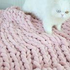 Maetoow Chenille Chunky Knit Blanket Throw （30×40 Inch）, Handmade Warm & Cozy Blanket Couch, Bed, Home Decor, Soft Breathable Fleece Banket, Christmas Thick and Giant Yarn Throws, Light Pink