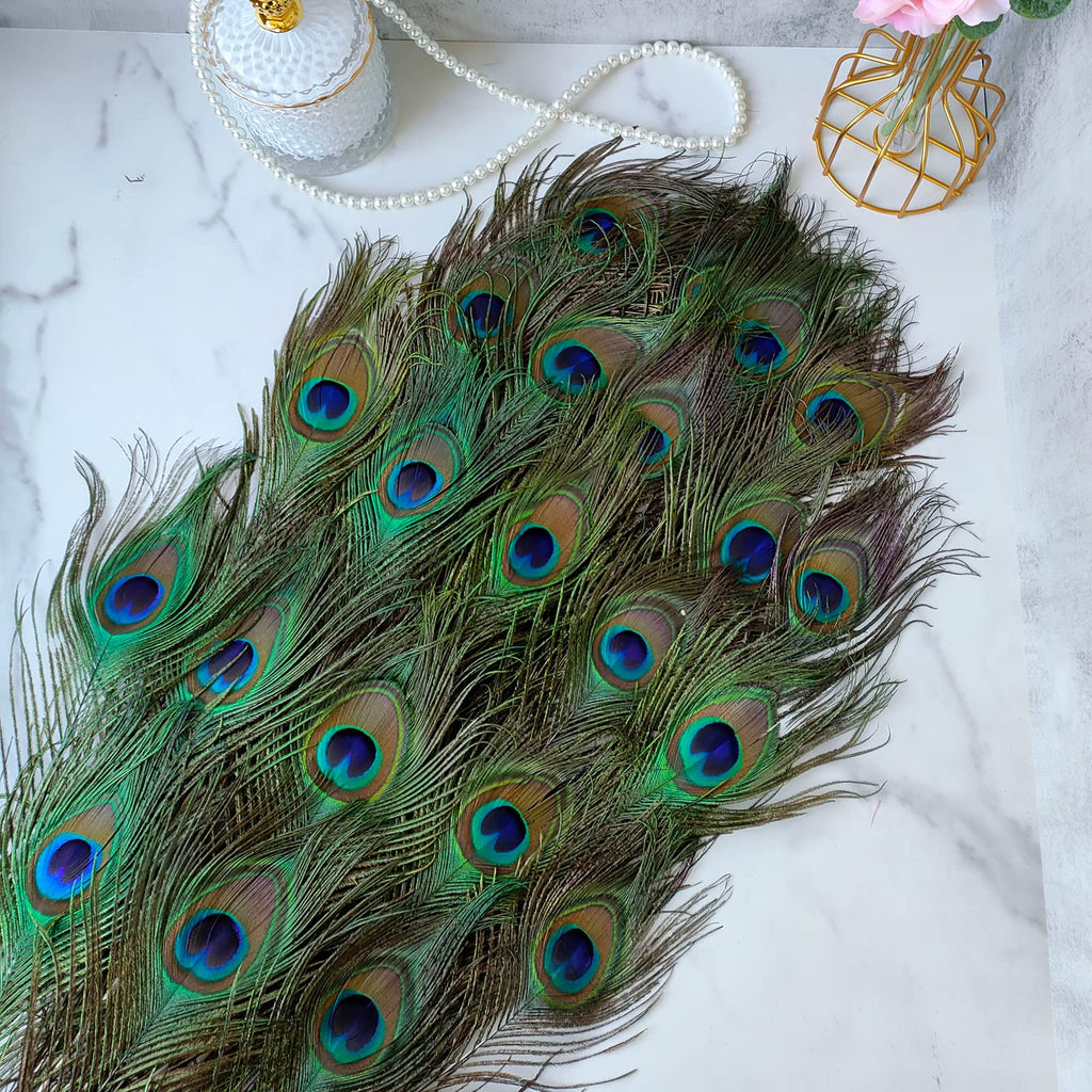THARAHT 24pcs Peacock Feathers Long Natural in Bulk 40-45 inch 100-115 cm for Vase Craft Vase Wedding Home Party Christmas Day Decoration Peacock Feathers