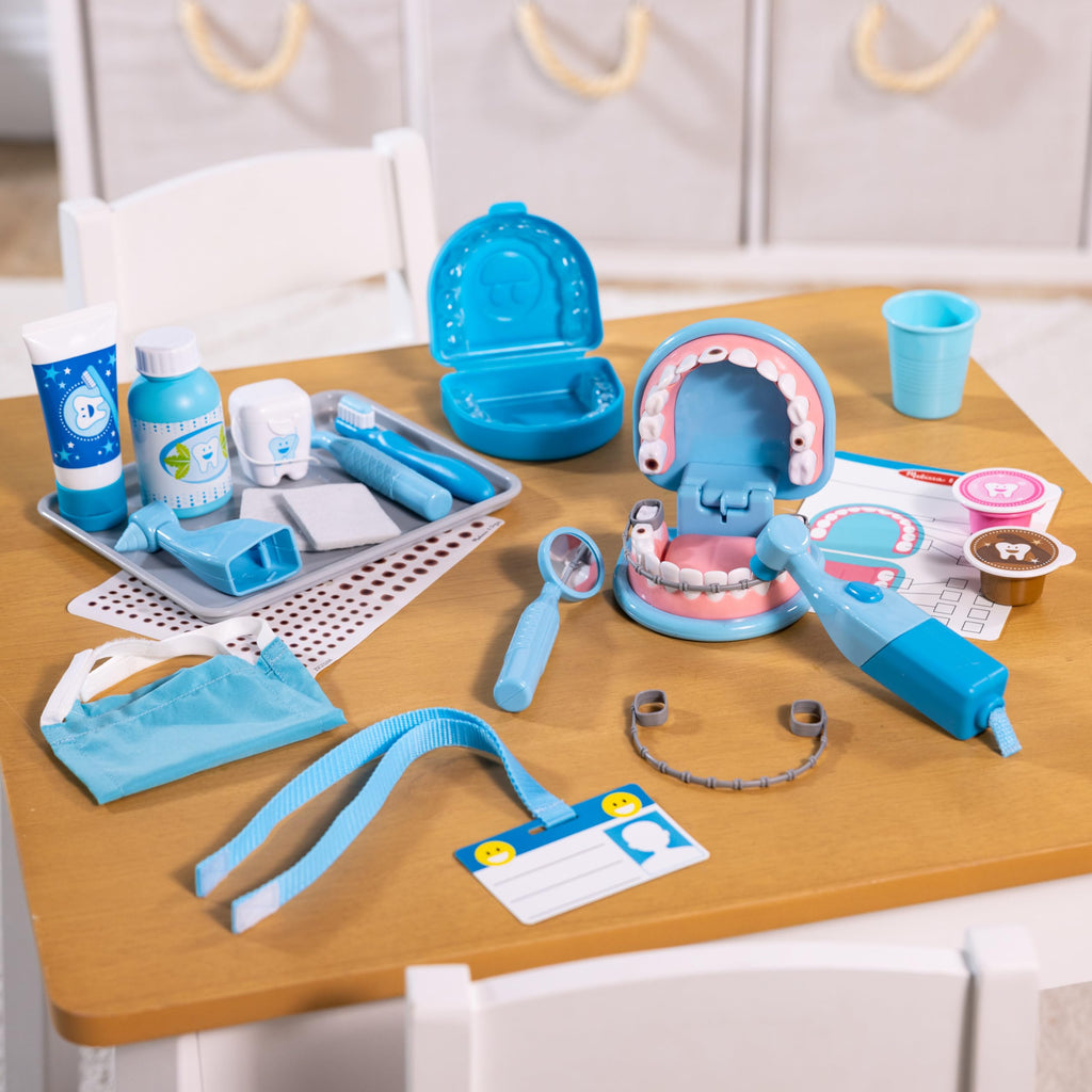 Melissa & Doug Super Smile Dentist Kit With Pretend Play Set of Teeth And Dental Accessories (25 Toy Pieces) - Pretend Dentist Play Set, Dentist Toy, Dentist Kit For Kids Ages 3+