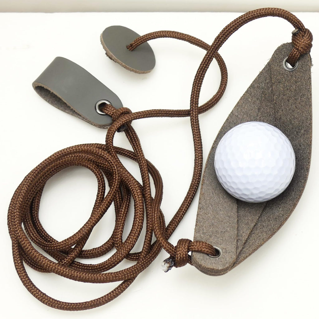 One Outfit Shepherd Sling Handmade Leather Throwing Old-Fashioned Slingshot Rock Sling Dog Ball Launcher Dog Toy Ball Launcher (One Outfit)