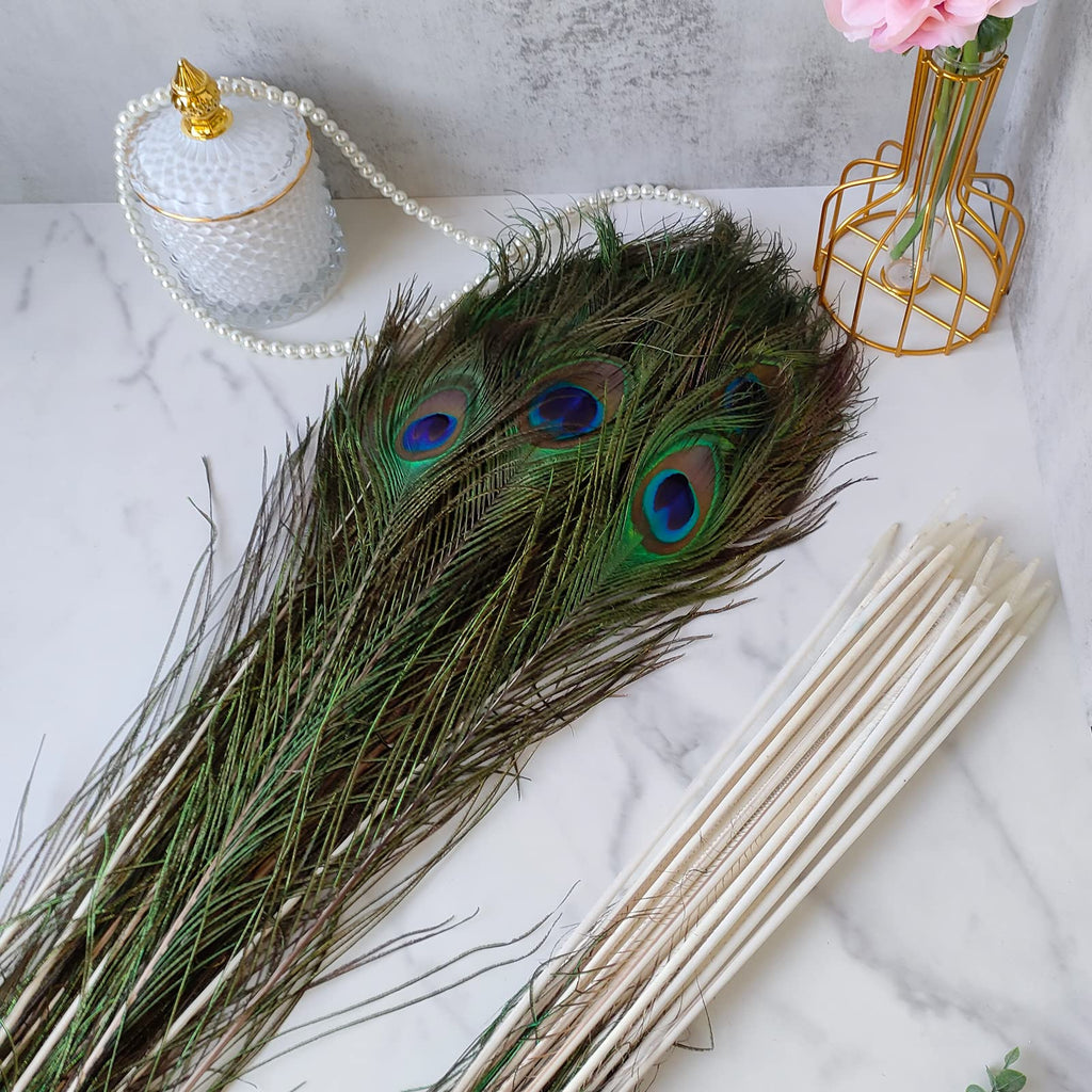 THARAHT 24pcs Peacock Feathers Long Natural in Bulk 40-45 inch 100-115 cm for Vase Craft Vase Wedding Home Party Christmas Day Decoration Peacock Feathers
