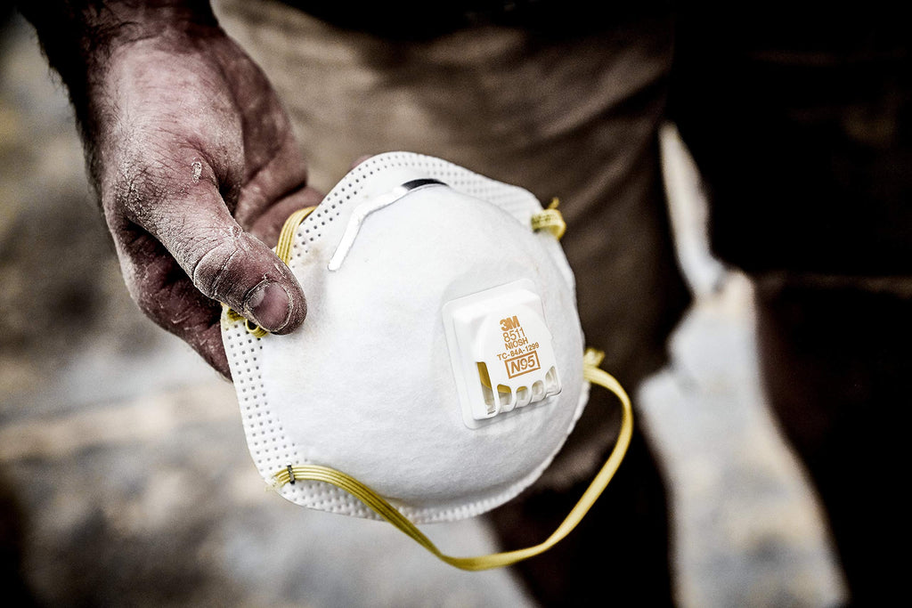 3M N95 Respirator 8511, 10 Pack, NIOSH-APPROVED N95, Features 3M COOL FLOW Exhalation Valve, Relief From Dusts & Certain Particles During Sanding, Pollen, Mold Spores, Dust Particles (8511DB1-A-PS)