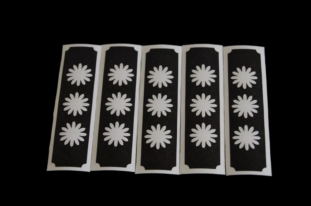 DIRECTGLOW LLC 3 Flowers Make Up Stencil 5 Pack